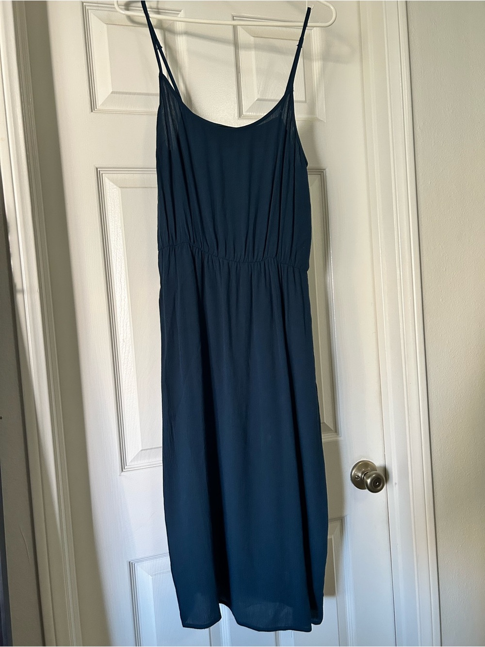 Forever 21 Navy Blue Spaghetti Strap Midi Dress